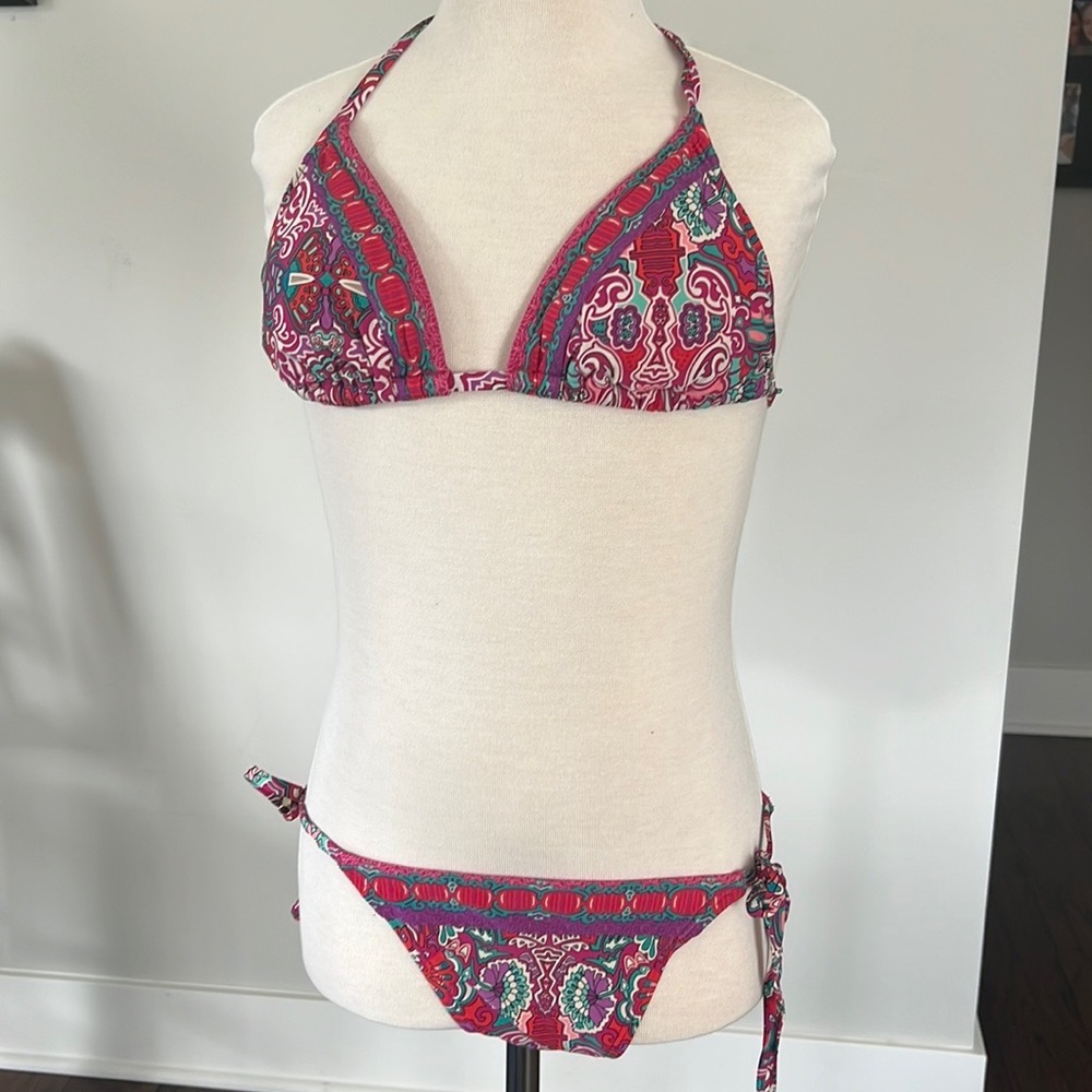 FAIR, GREAT. Shelli Segal.  bikini & matching coverup. No flaws/stain